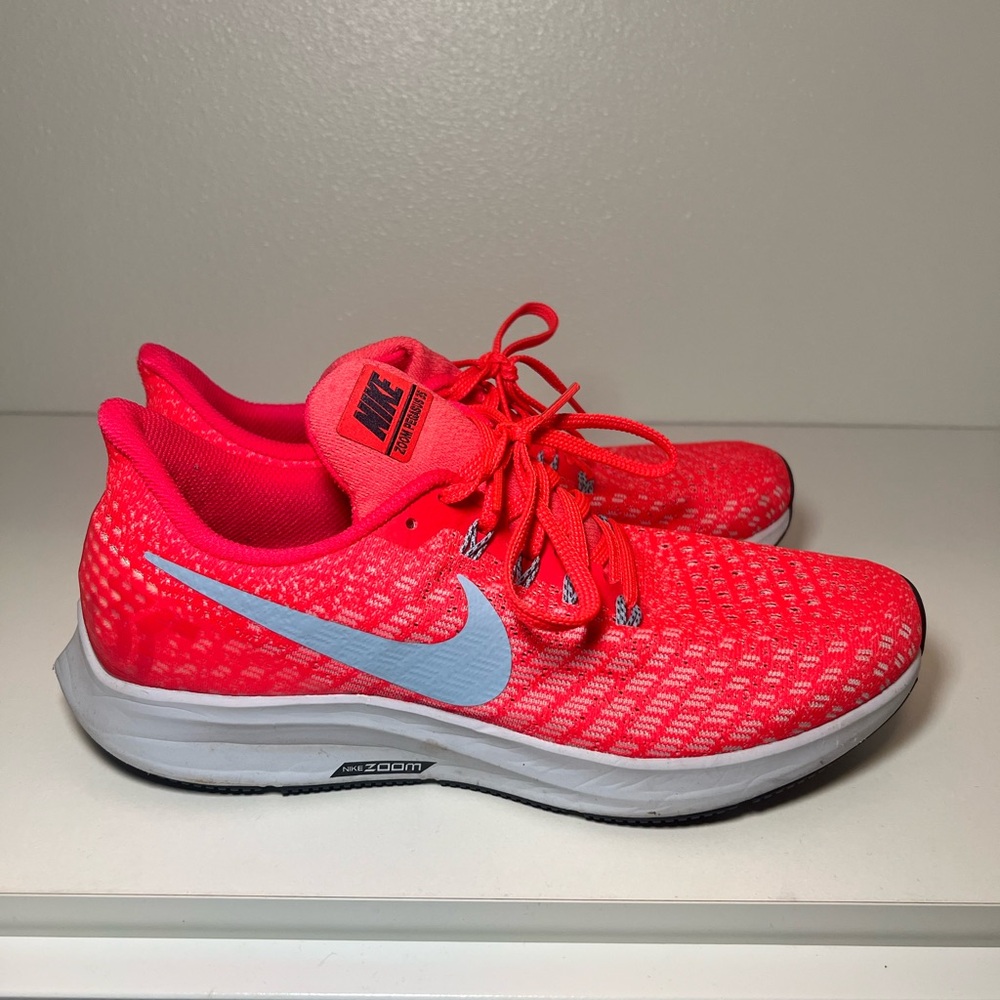 Nike Zoom Pegasus 35 - womens 9.5. Worn once